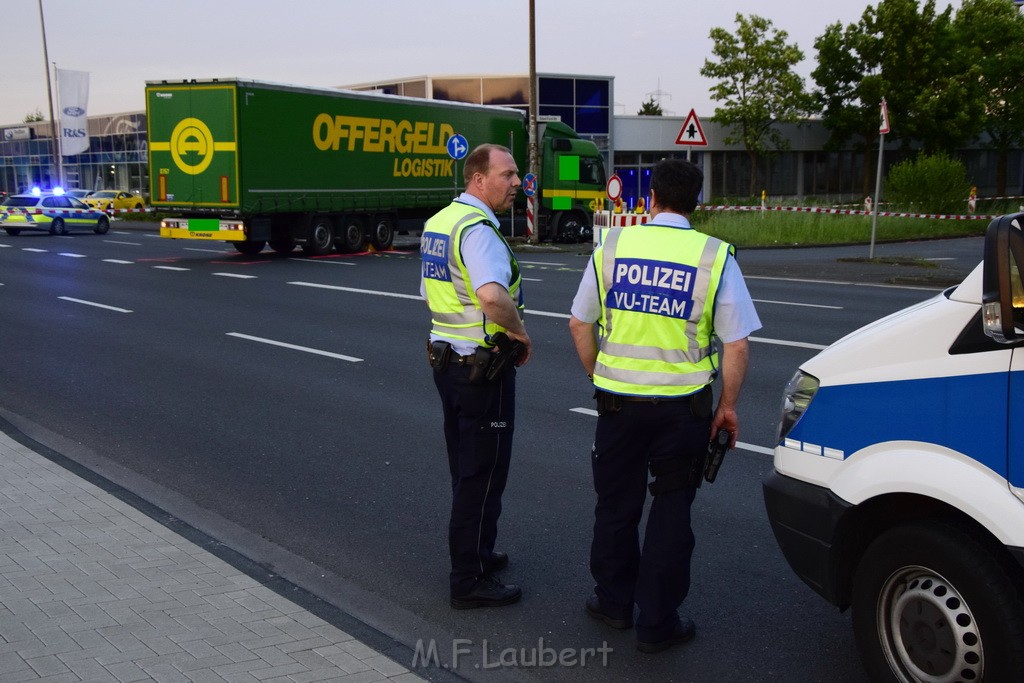 Schwerer Motorrad Unfall Feldkassel Robert Boschstr Edsel Fordstr P070.JPG - Miklos Laubert